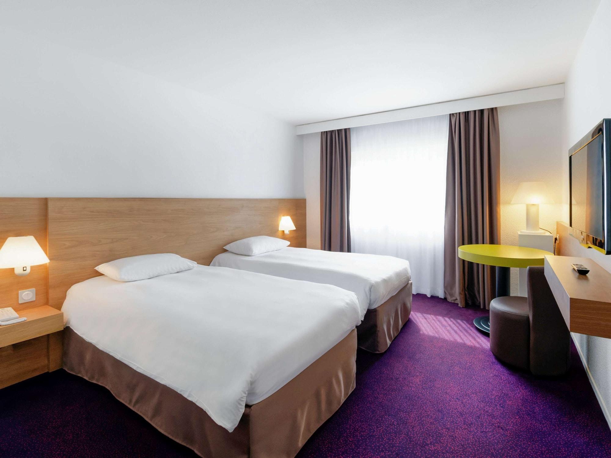 Ibis Styles Chalon Sur Saone Hotel Exterior photo