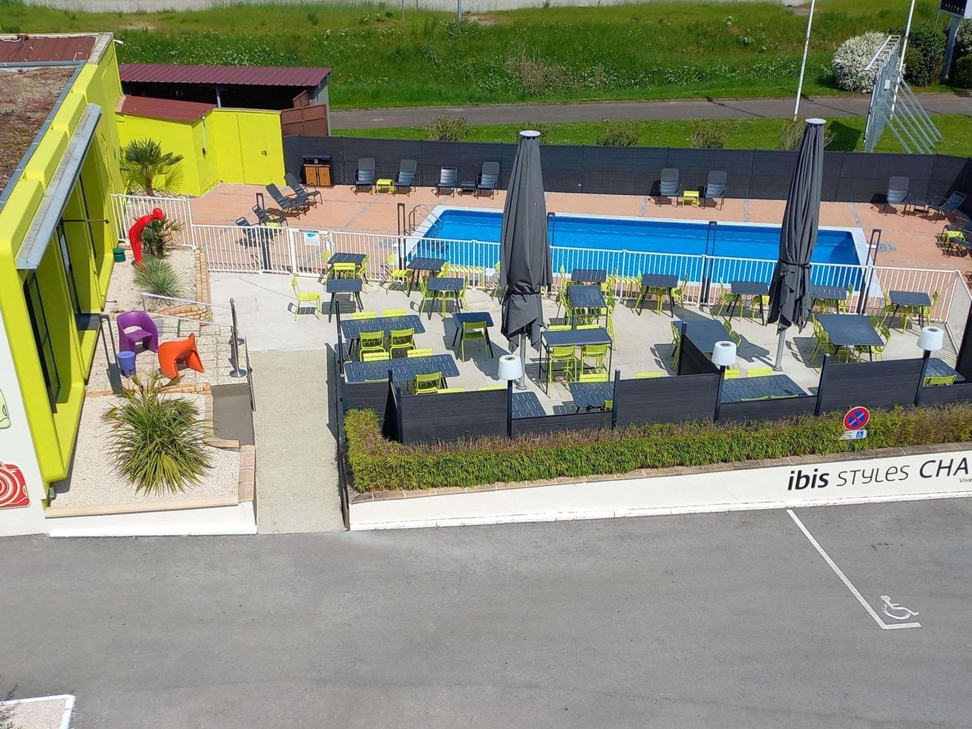 Ibis Styles Chalon Sur Saone Hotel Exterior photo