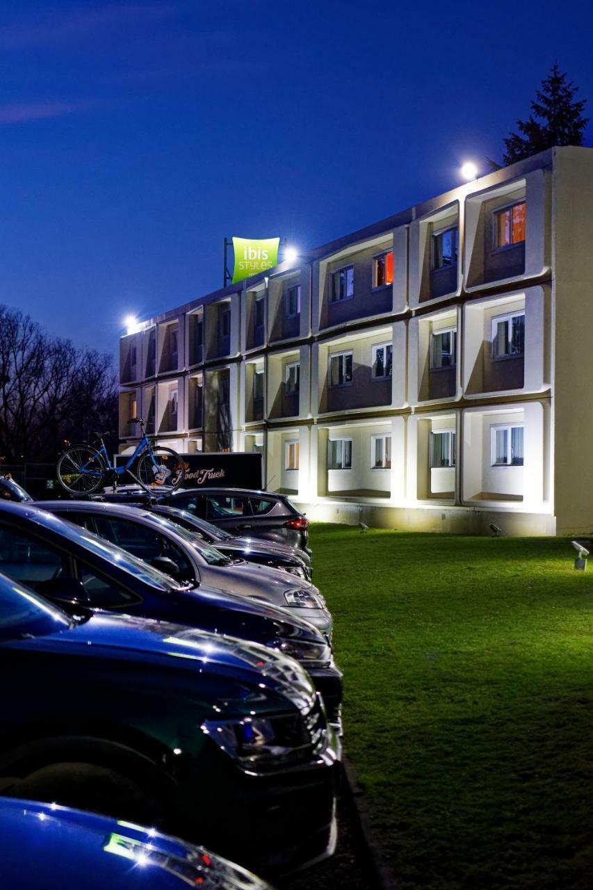 Ibis Styles Chalon Sur Saone Hotel Exterior photo